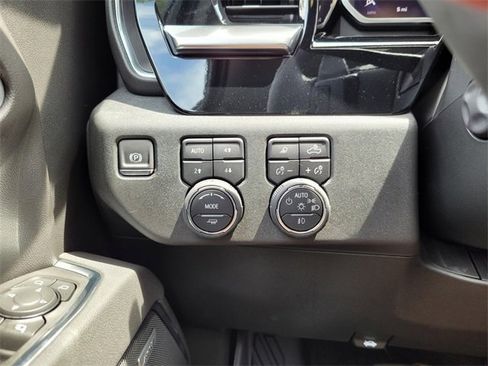 New 2026 Chevrolet Silverado 1500 LTZ w/ LTZ Premium Package image 20