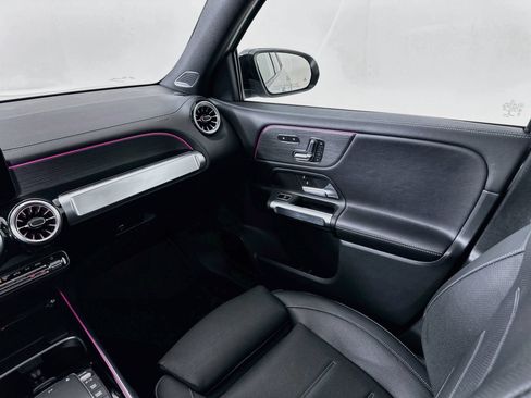 Certified 2023 Mercedes-Benz GLB 35 AMG 4MATIC image 25