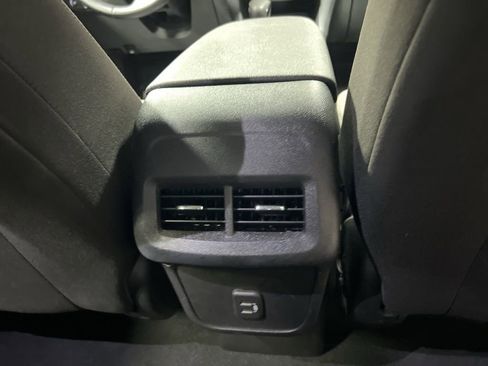 Used 2024 Chevrolet Equinox LT image 14