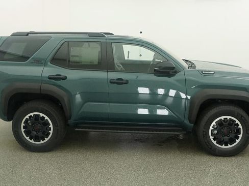 New 2026 Toyota 4Runner TRD Off-Road Premium AWD/4WD image 11