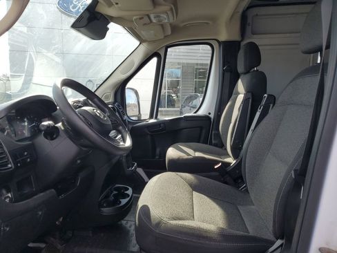 Used 2023 RAM ProMaster 3500 w/ Convenience Group FWD image 8