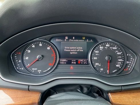 Used 2023 Audi Q5 2.0T Premium w/ Convenience Package image 22