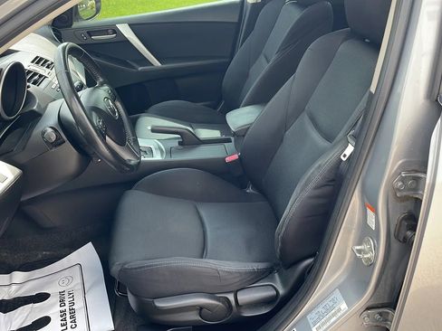 Used 2011 MAZDA MAZDA3 s Sport FWD image 9