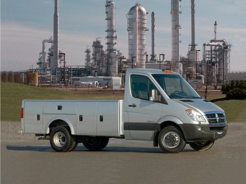 Used 2008 Dodge Sprinter 3500 w/ Four Winds Group RWD image 1