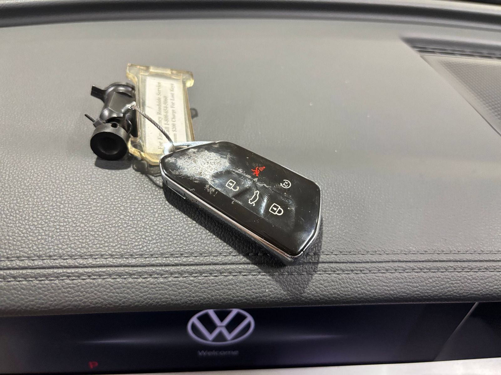 Used 2026 Volkswagen Tiguan SE AWD/4WD image 20