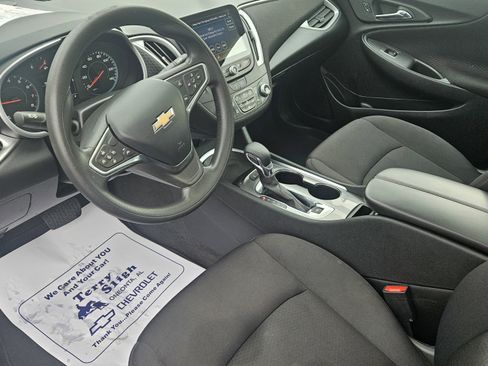 Used 2024 Chevrolet Malibu LT image 10