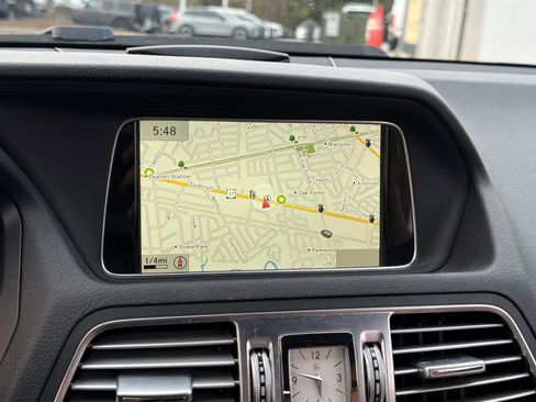 Used 2014 Mercedes-Benz E 350 Cabriolet image 31