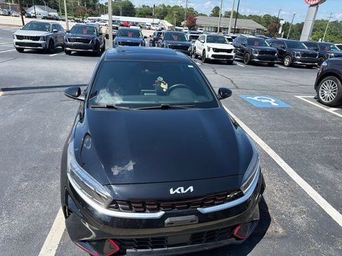 Certified 2023 Kia Forte GT w/ GT2 Package FWD image 2