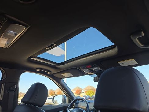 Used 2023 Kia Telluride EX X-Line image 21