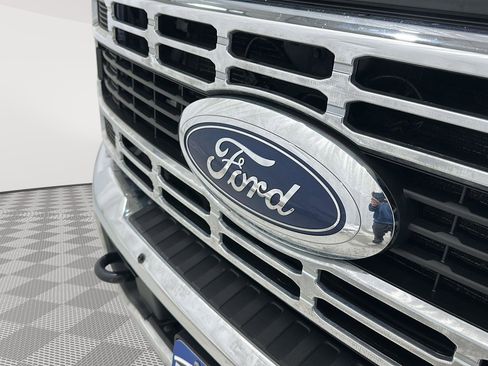 Used 2023 Ford F350 XLT image 24