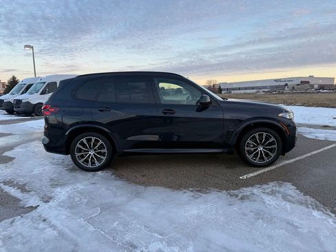 Used 2024 BMW X5 xDrive40i w/ M Sport Package image 8