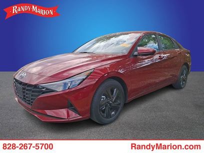 Used 2023 Hyundai Elantra SEL