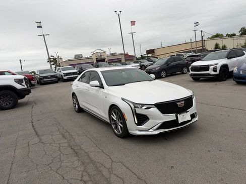 Used 2021 Cadillac CT4 Sport RWD image 1