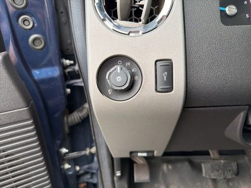 Used 2013 Ford F350 Lariat w/ Chrome Pkg image 11