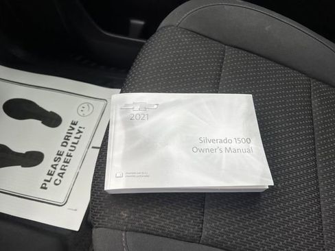 Used 2021 Chevrolet Silverado 1500 Custom image 33