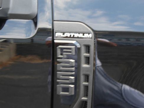 New 2025 Ford F250 Platinum image 11