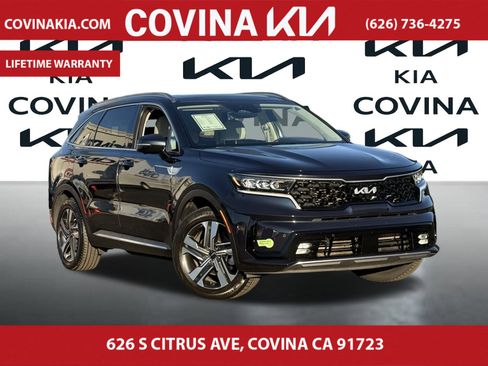 Certified 2023 Kia Sorento SX Prestige image 2