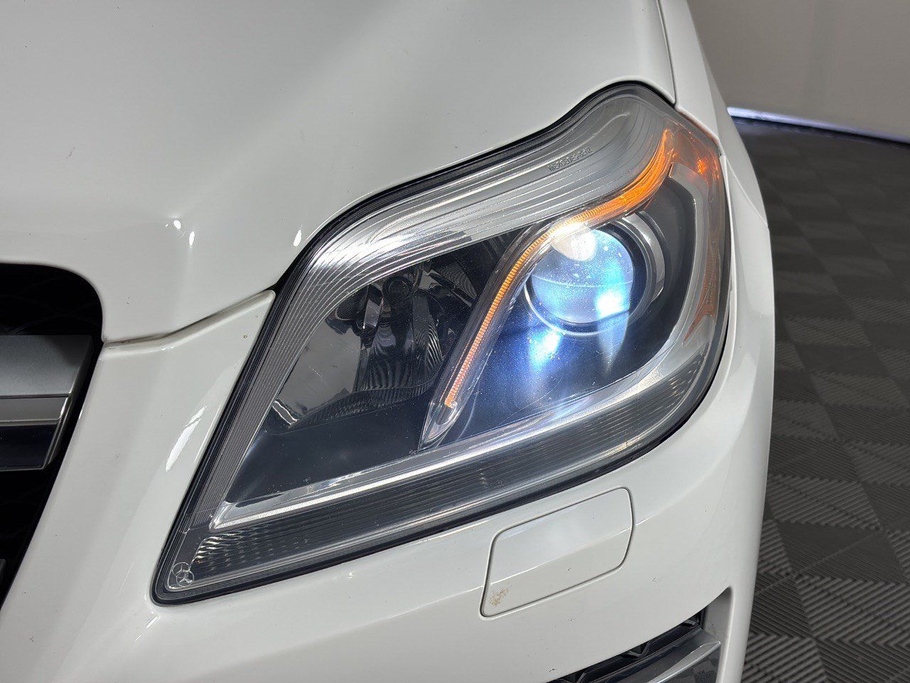Used 2014 Mercedes-Benz GL 450 4MATIC image 12