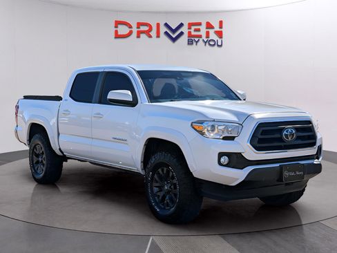 Used 2021 Toyota Tacoma SR5 image 6