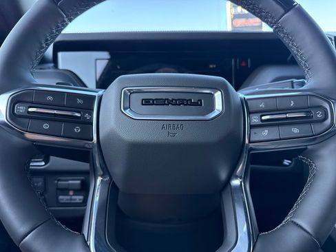 New 2026 GMC Yukon Denali w/ Denali Reserve Package AWD/4WD image 27