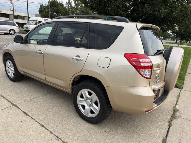 Used 2012 Toyota RAV4 4WD w/ Value Pkg image 7