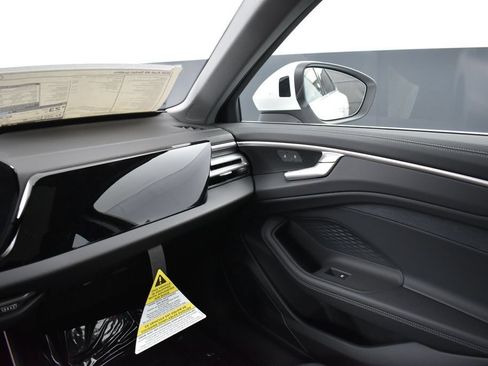 New 2026 Audi A6 Premium Plus AWD/4WD image 12