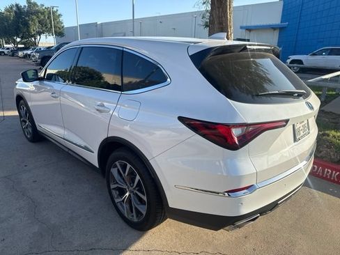Used 2024 Acura MDX FWD w/ Technology Package image 3