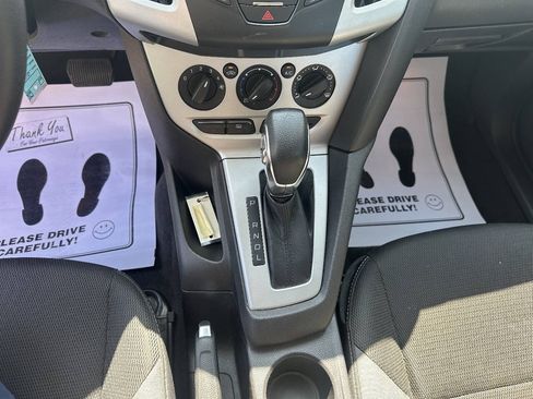 Used 2014 Ford Focus SE FWD image 15