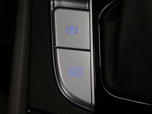 Certified 2025 Hyundai Elantra SEL FWD image 27