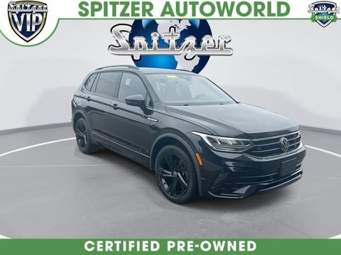 Used 2023 Volkswagen Tiguan SE R-Line AWD/4WD image 2