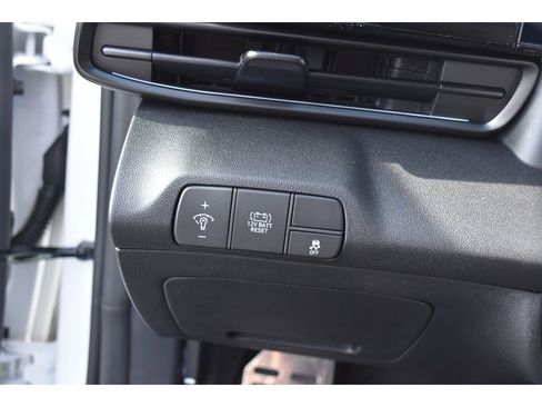 New 2026 Hyundai Elantra Sport image 21