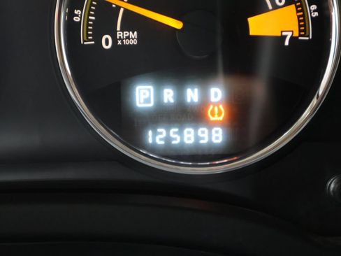 Used 2015 Jeep Compass High Altitude FWD image 34