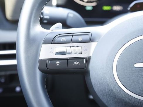 Certified 2025 Hyundai Tucson SEL image 21