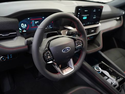 New 2026 Ford Explorer ST AWD/4WD image 17