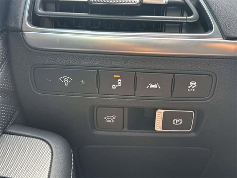 Used 2020 Hyundai Palisade Limited image 24