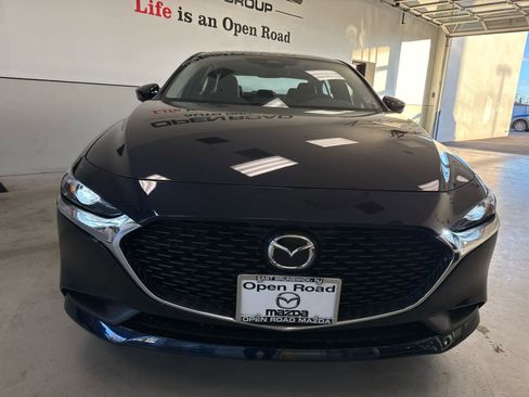 Certified 2025 MAZDA MAZDA3 s image 1