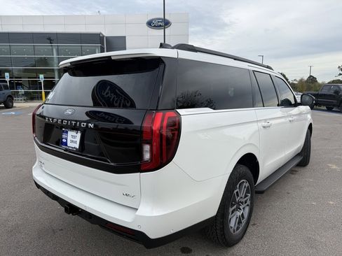 New 2025 Ford Expedition Max Active image 8