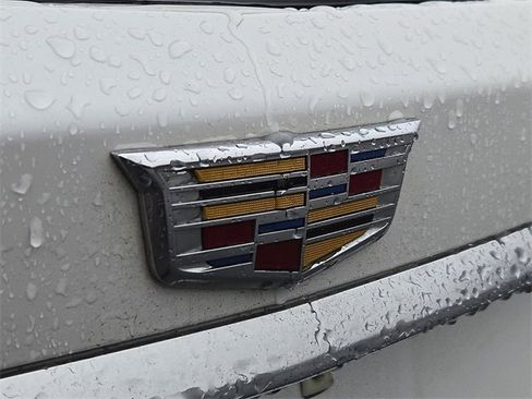 Certified 2022 Cadillac XT6 Premium Luxury image 7