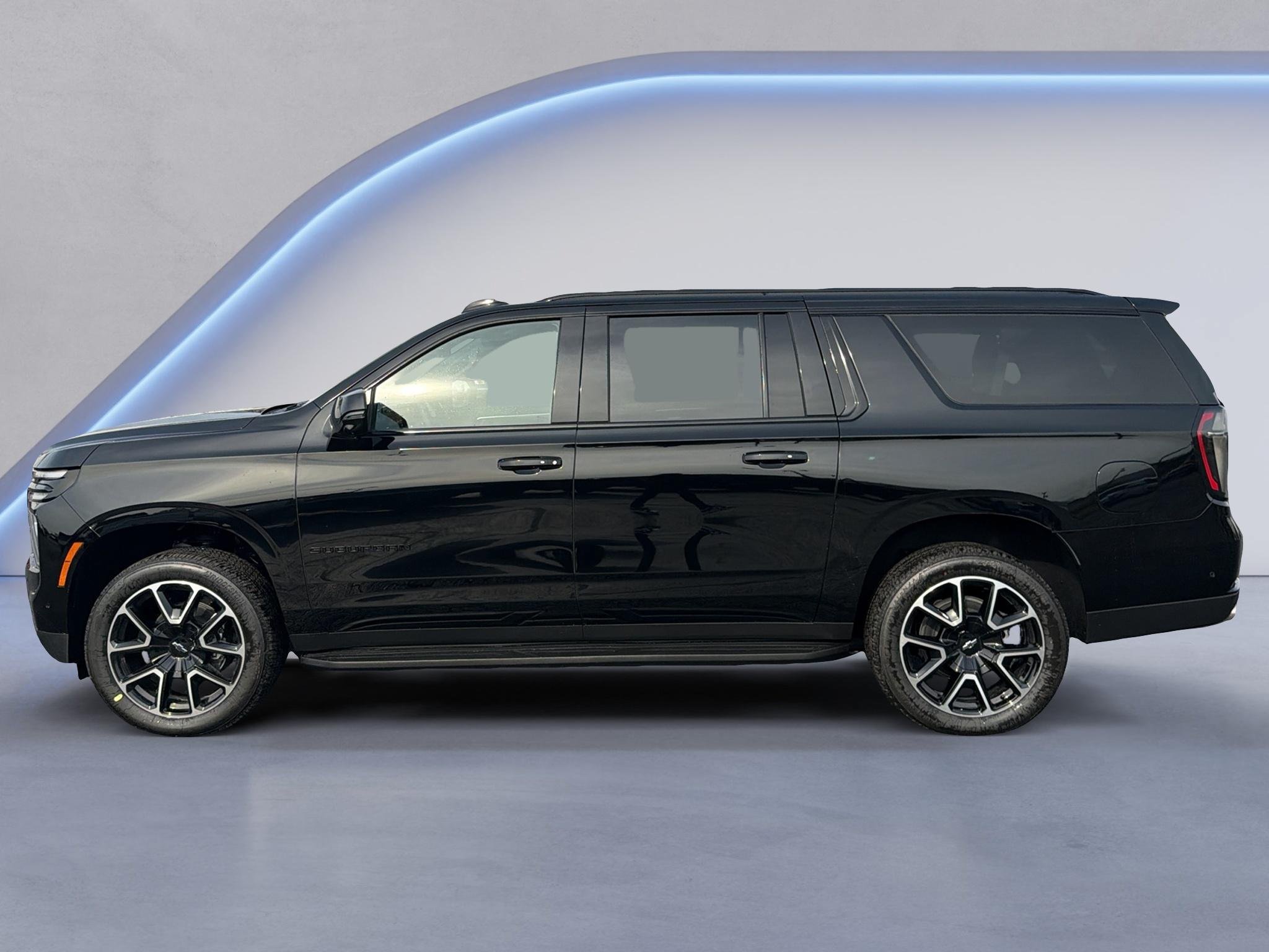 New 2027 Chevrolet Suburban RST w/ Comfort Package AWD/4WD image 2