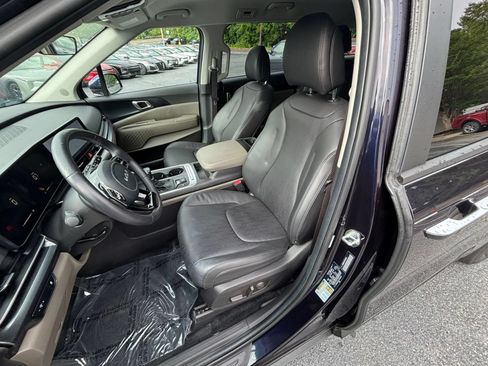 Used 2026 Kia Carnival FWD image 34