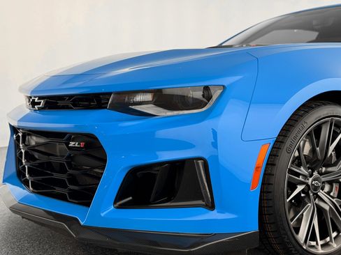 Used 2023 Chevrolet Camaro ZL1 image 38
