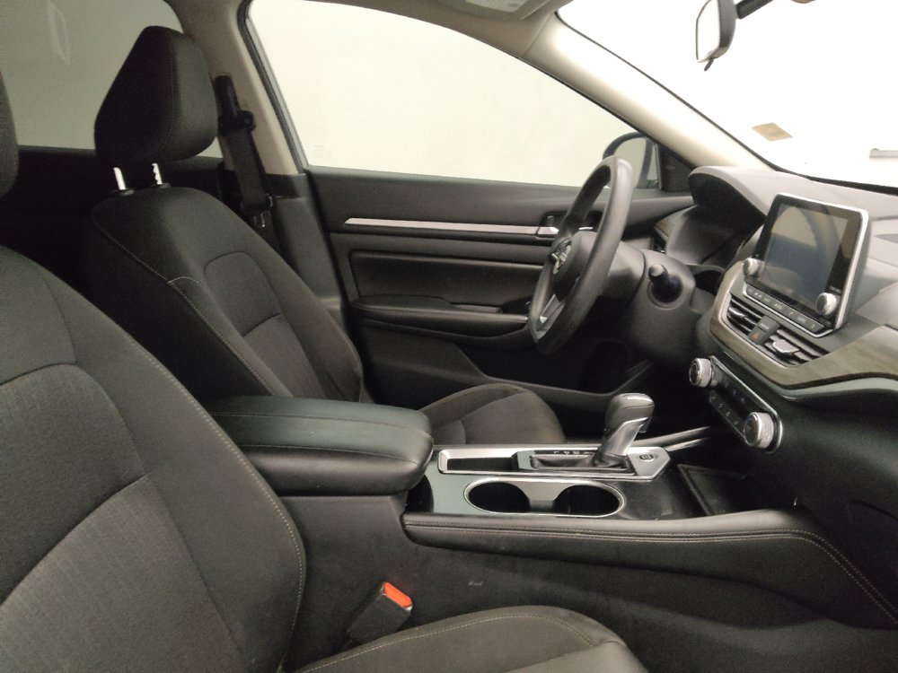 Used 2023 Nissan Altima 2.5 SV FWD image 21