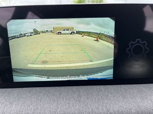 Used 2025 Nissan Kicks SV w/ Illumination Package FWD image 23