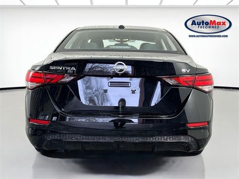 Used 2024 Nissan Sentra SV image 8