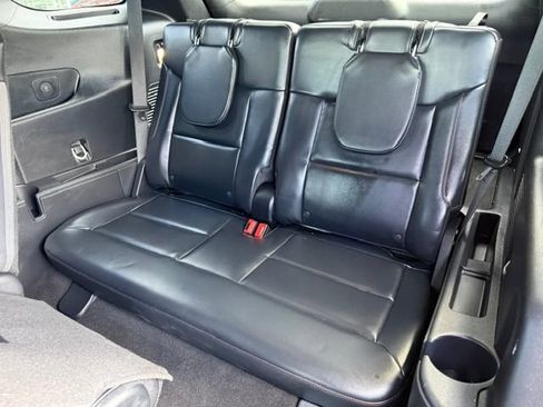 Certified 2025 Ford Explorer ST-Line w/ Premium Package RWD image 6