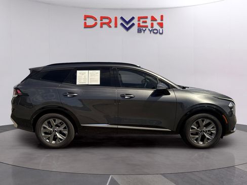 Used 2023 Kia Sportage SX image 6