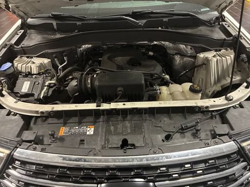 Used 2020 Ford Explorer XLT RWD image 22