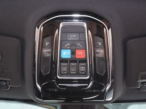 Used 2023 Jeep Grand Cherokee Summit AWD/4WD image 19