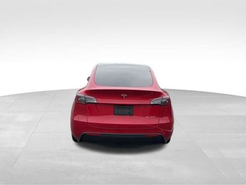 Used 2021 Tesla Model Y Long Range image 4