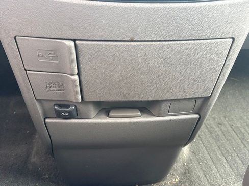 Used 2014 Honda Odyssey EX image 21